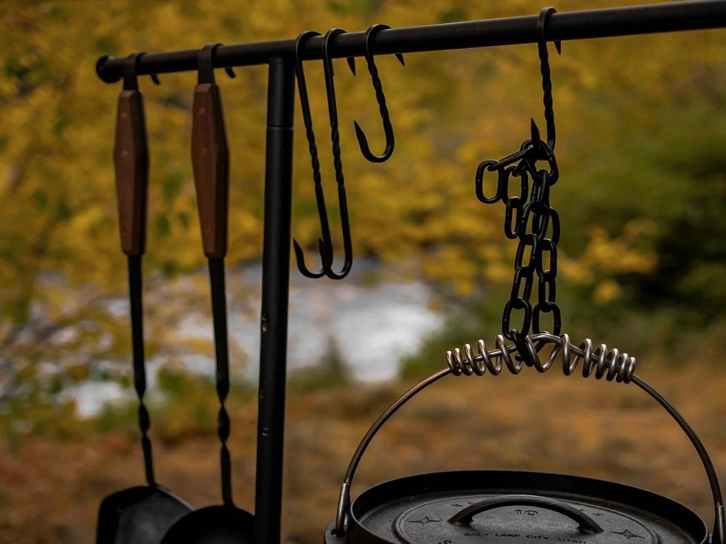 Sada háků a řetězů na gril COWBOY BAREBONES