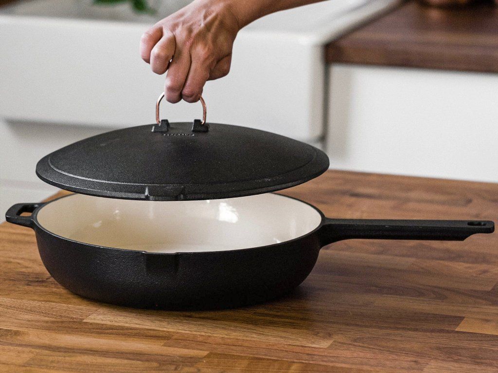 Smaltovaná litinová pánev 10" BAREBONES